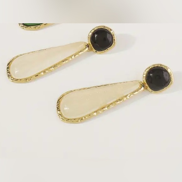 Geometric, Retro Teardrop Large Black, Hold, Cream Pendant Dangling Earrings - Picture 7 of 7